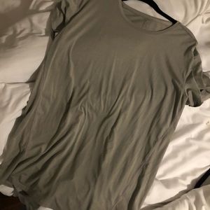 Knot back Lululemon tee